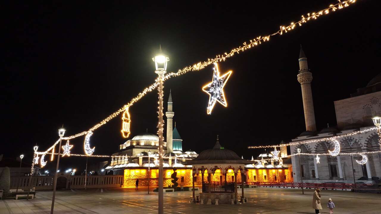Konya’da ramazan sevinci sokakları süsledi 2